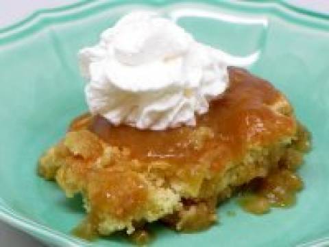 Apple pudding cake